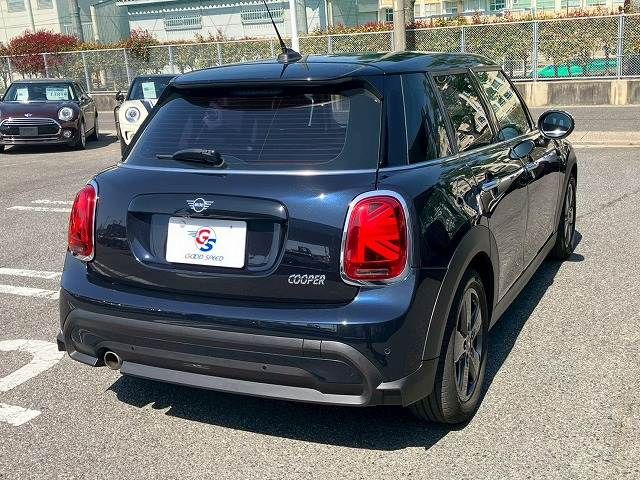 BMW MINI COOPER 5DOOR 2022 Image 31