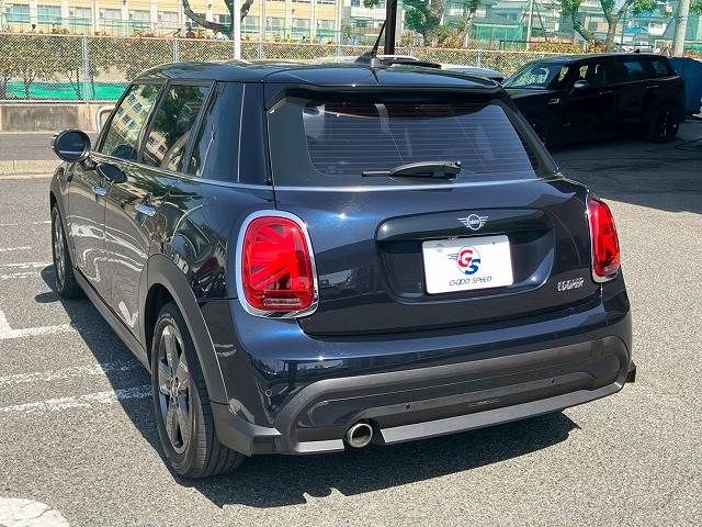 BMW MINI COOPER 5DOOR 2022 Image 31