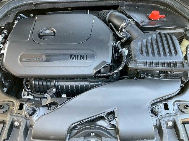 BMW MINI COOPER 5DOOR 2022 Image 31