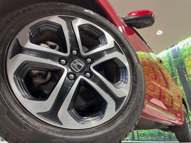 HONDA VEZEL HYBRID 2017 Image 31