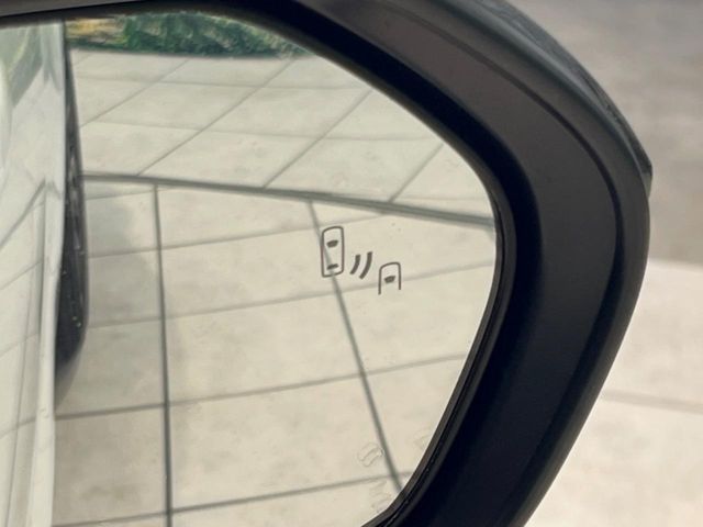 TOYOTA COROLLA TOURING HYBR 2023 Image 31