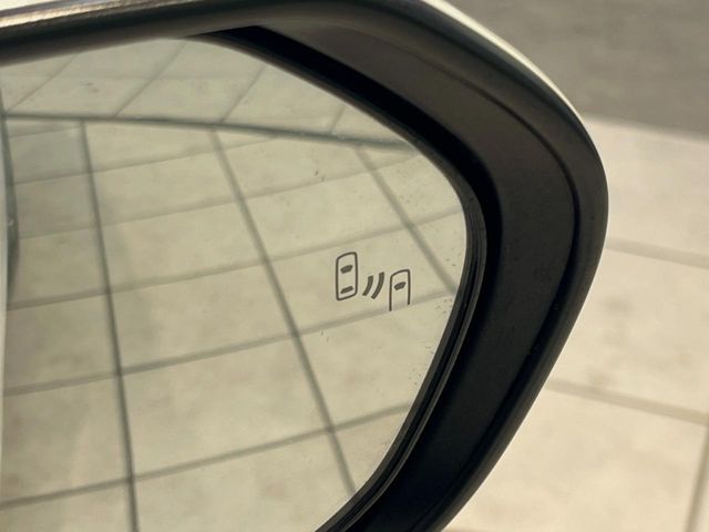 TOYOTA PRIUS 2016 Image 31