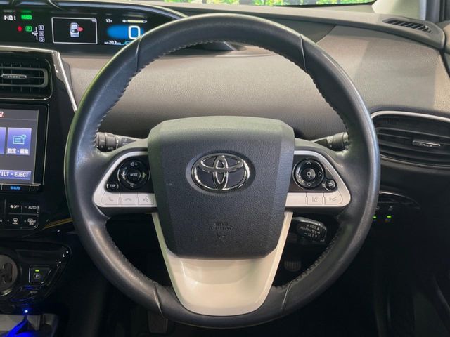 TOYOTA PRIUS 2016 Image 31