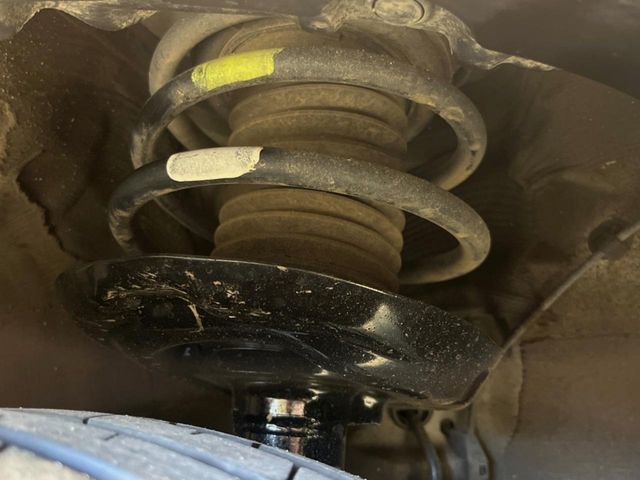 TOYOTA PRIUS 2016 Image 31