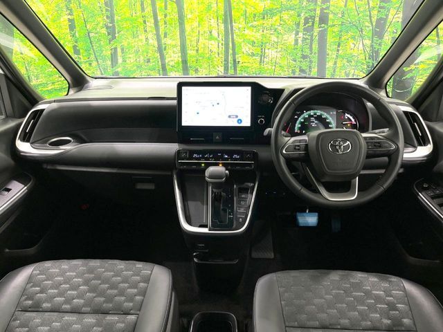 TOYOTA VOXY 2025 Image 31