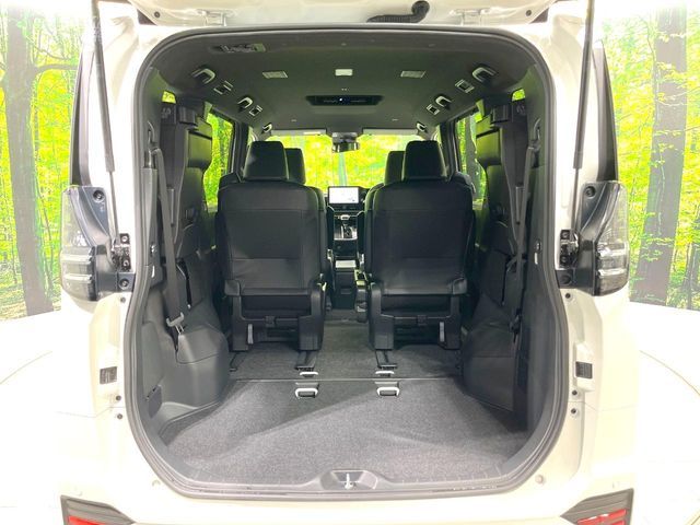 TOYOTA VOXY 2025 Image 31