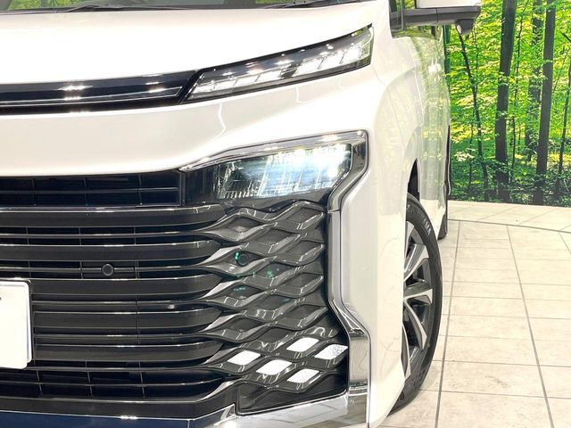 TOYOTA VOXY 2025 Image 31