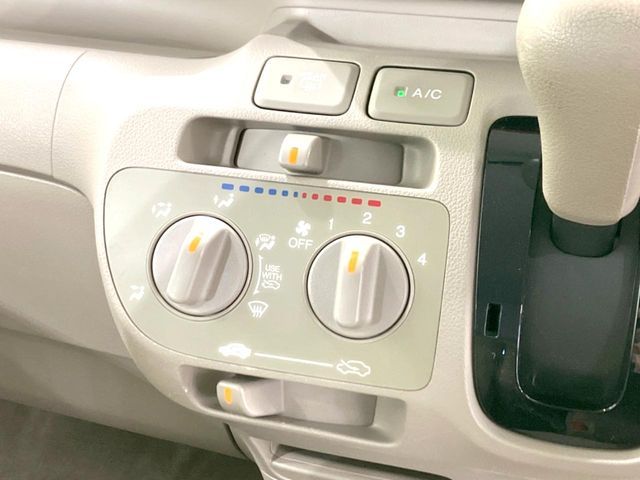 HONDA N BOX 2012 Image 31