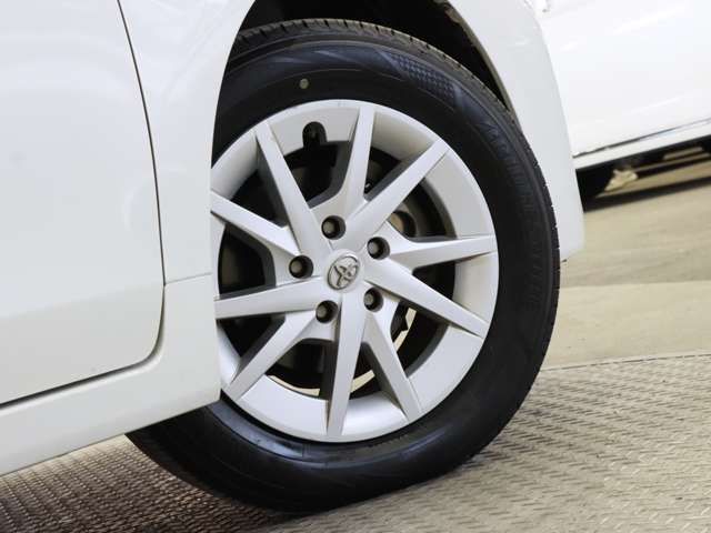 TOYOTA PRIUS ALPHA 2015 Image 31