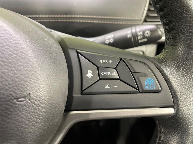 NISSAN SERENA  S-HYBRID 2017 Image 31