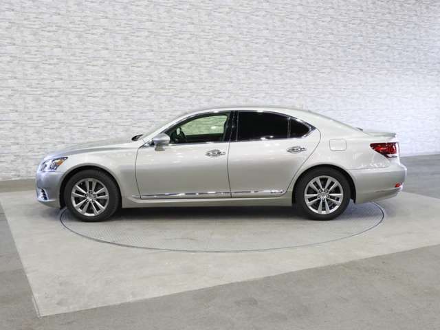 TOYOTA LEXUS LS600H 2013 Image 31
