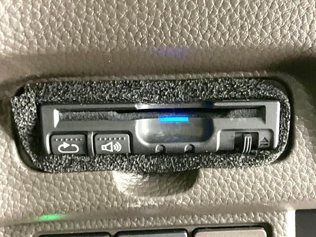 HONDA N BOX 2021 Image 31