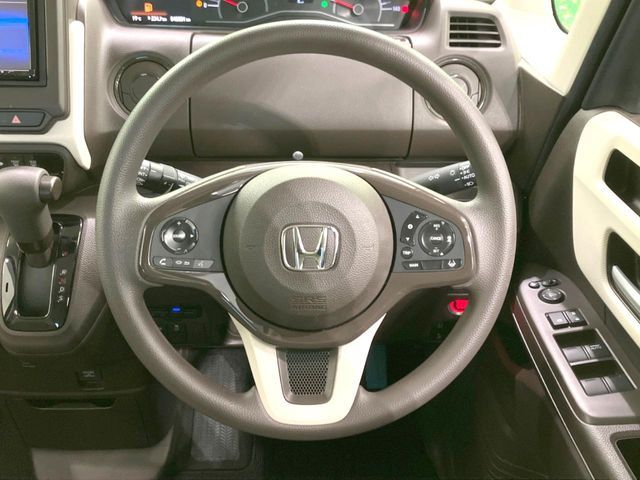 HONDA N BOX 2021 Image 31