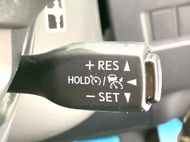 TOYOTA LEXUS NX300H 2018 Image 31