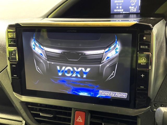 TOYOTA VOXY 2018 Image 31