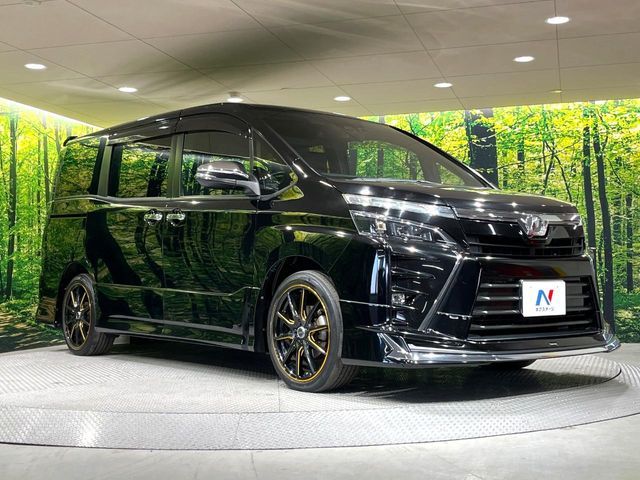 TOYOTA VOXY 2018 Image 31