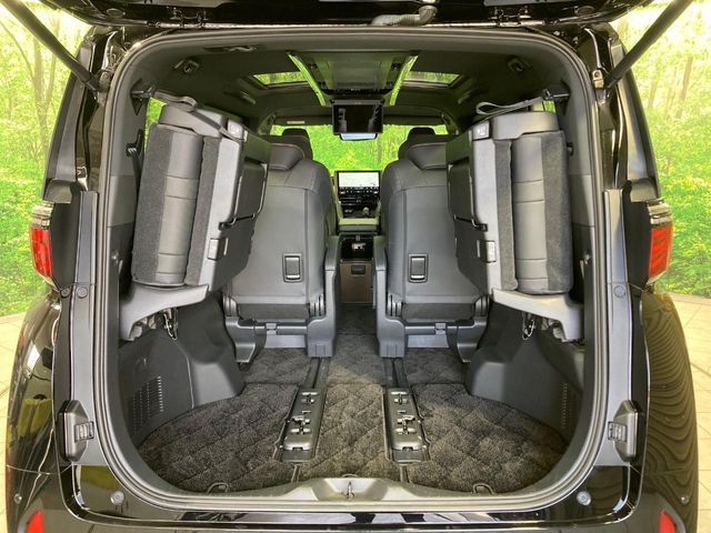 TOYOTA ALPHARD HYBRID 2023 Image 31