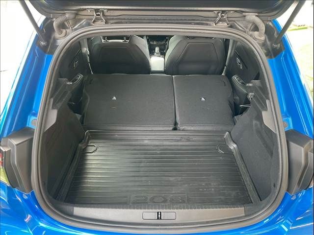 PEUGEOT 208 2021 Image 31