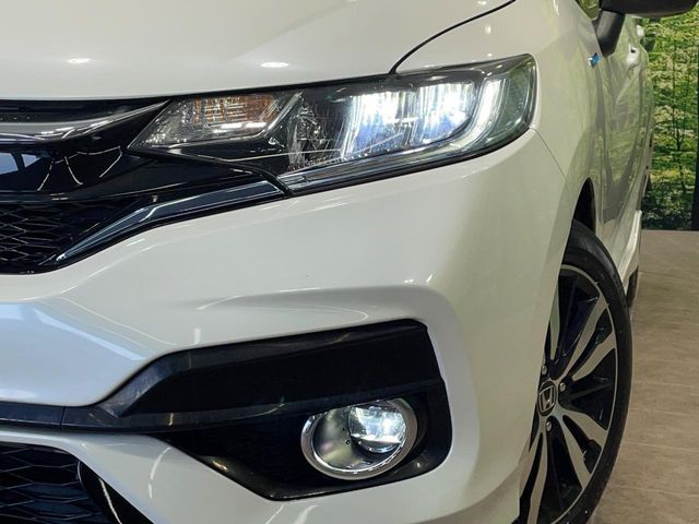 HONDA FIT HYBRID 2018 Image 31