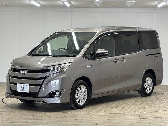 TOYOTA NOAH HYBRID 2017 Image 31