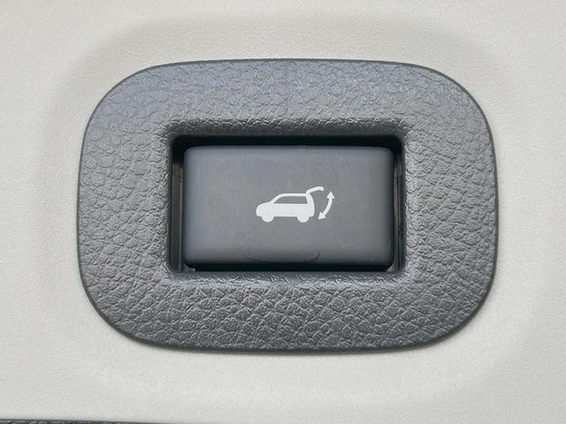 NISSAN X-TRAIL 2WD 2018 Image 31