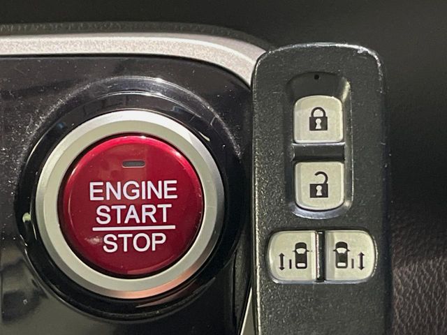 HONDA N BOX CUSTOM 2013 Image 31