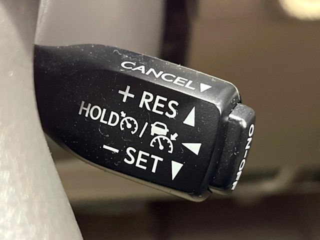 TOYOTA LANDCRUISER PRADO 2023 Image 31