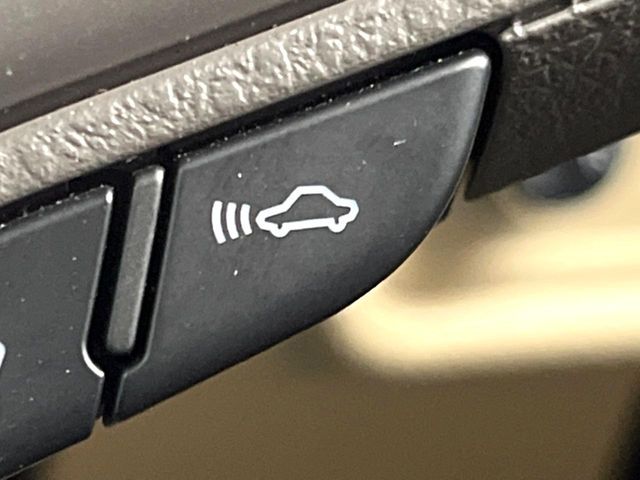 TOYOTA LANDCRUISER PRADO 2023 Image 31