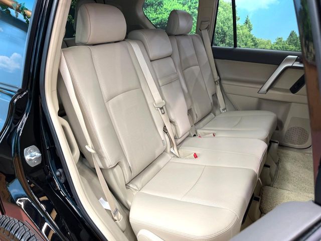 TOYOTA LANDCRUISER PRADO 2023 Image 31
