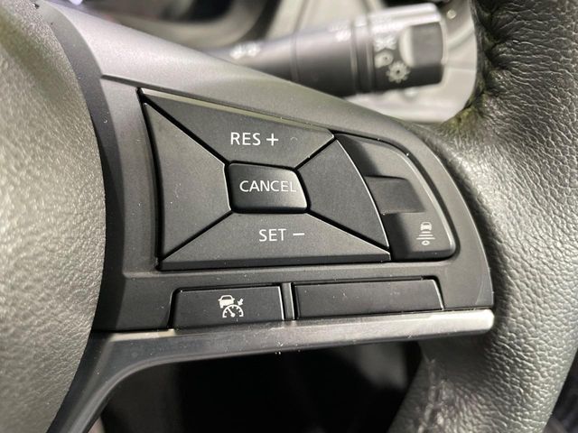 NISSAN NOTE 2017 Image 31