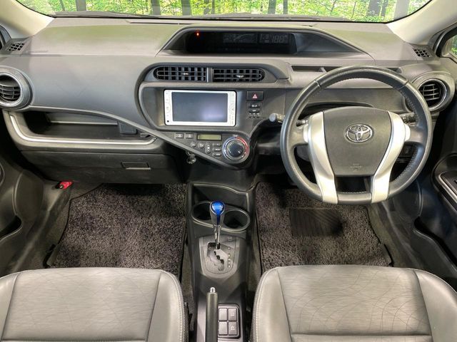 TOYOTA AQUA 2013 Image 31