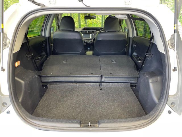 TOYOTA AQUA 2013 Image 31