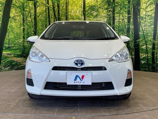 TOYOTA AQUA 2013 Image 31