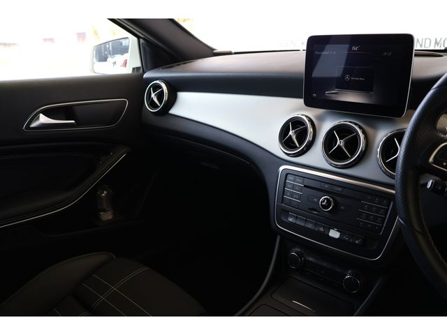 MERCEDES BENZ GLA CL 2017 Image 31