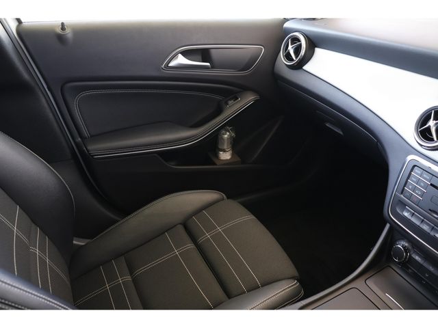 MERCEDES BENZ GLA CL 2017 Image 31