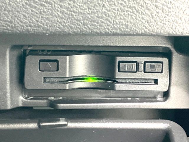 NISSAN SERENA  S-HYBRID 2018 Image 31