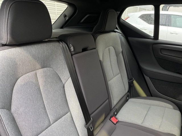 VOLVO XC40 2023 Image 31