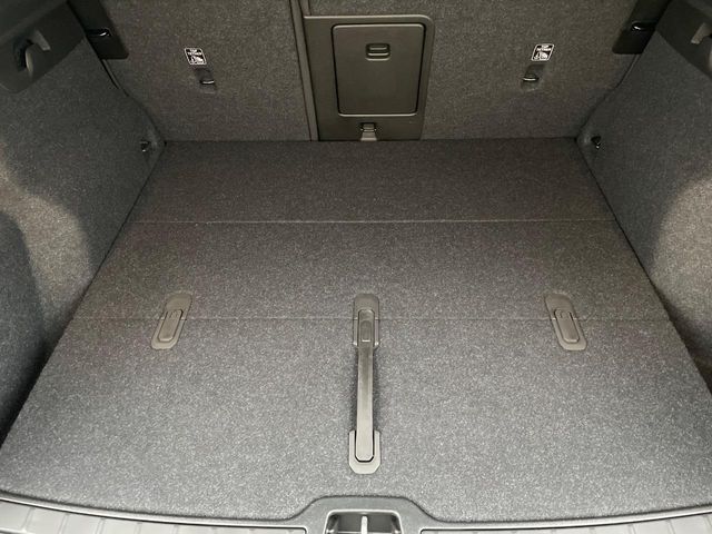 VOLVO XC40 2023 Image 31