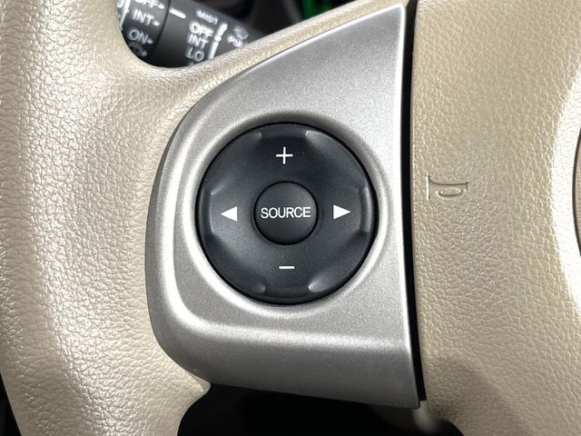 HONDA N BOX 2012 Image 31