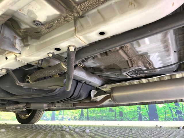 HONDA N BOX 2012 Image 31