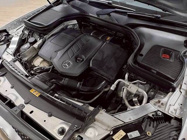 MERCEDES BENZ GLC CL 2019 Image 31