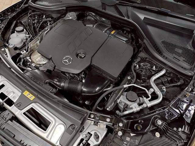 MERCEDES BENZ GLC CL 2023 Image 31