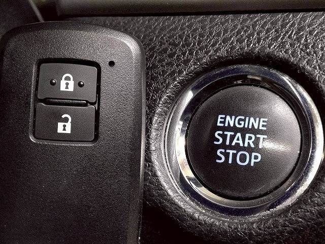 TOYOTA HARRIER 2WD 2017 Image 31