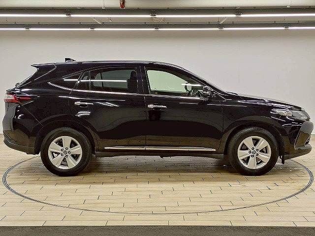TOYOTA HARRIER 2WD 2017 Image 31