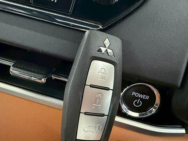 MITSUBISHI OUTLANDER PHEV 2021 Image 31