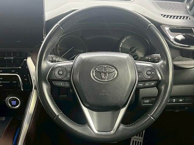 TOYOTA HARRIER 2WD 2021 Image 31