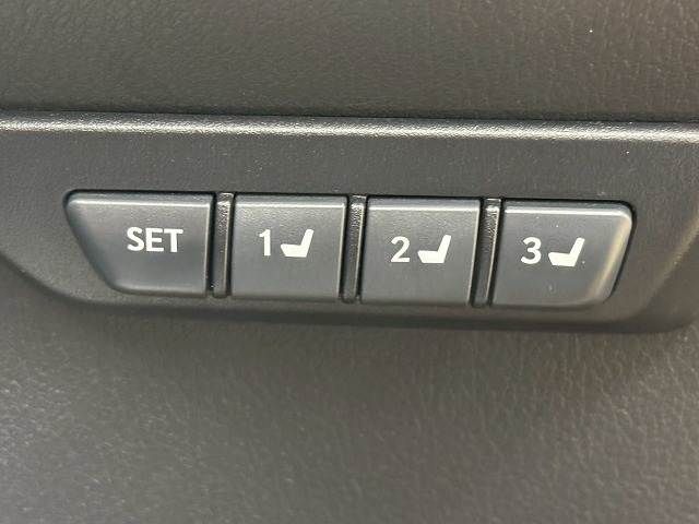 TOYOTA LEXUS NX300 2018 Image 31