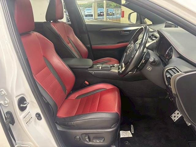 TOYOTA LEXUS NX300 2018 Image 31