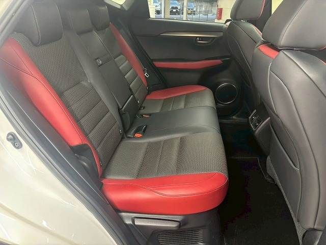 TOYOTA LEXUS NX300 2018 Image 31