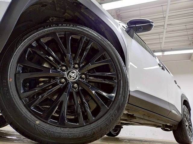 TOYOTA YARIS CROSS HYBRID 2025 Image 31